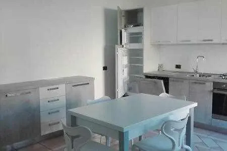 בית נופש House White ארבאטקס