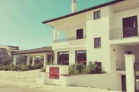בית נופש House White *